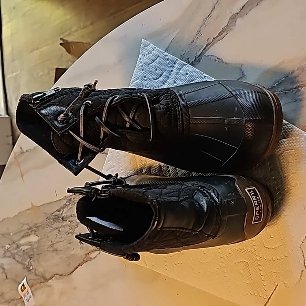 Sperry Rain boots (🦆"duck boots")